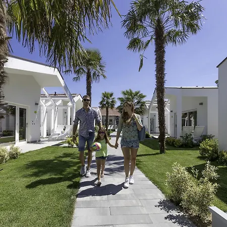 Semesteranläggning (resort) Vela Blu Village 4*
