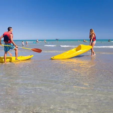 Semesteranläggning (resort) Vela Blu Village 4*