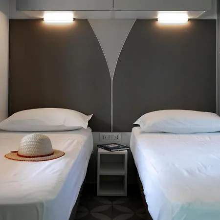 منتجع Vela Blu Village 4*